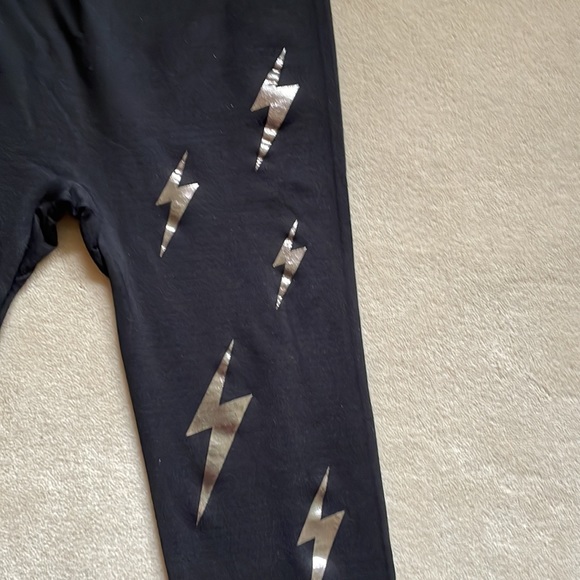 Electric Yoga lightning strike leggings in size xs/s - Picture 3 of 7